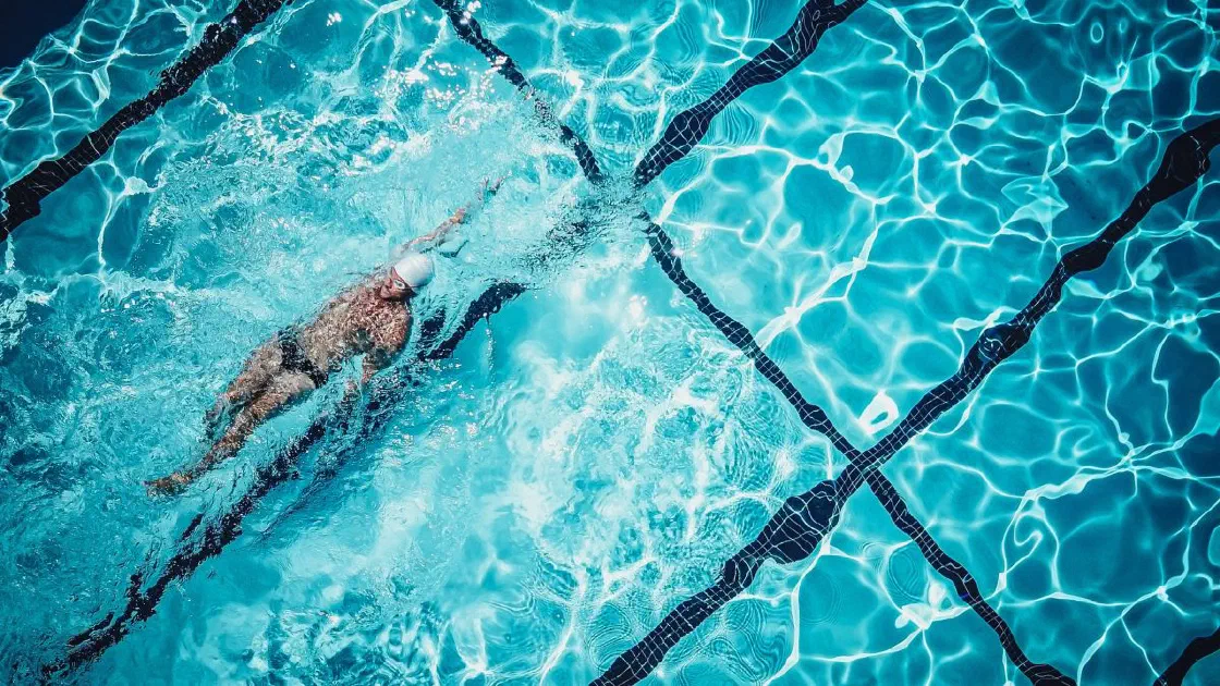 Dorso nuoto